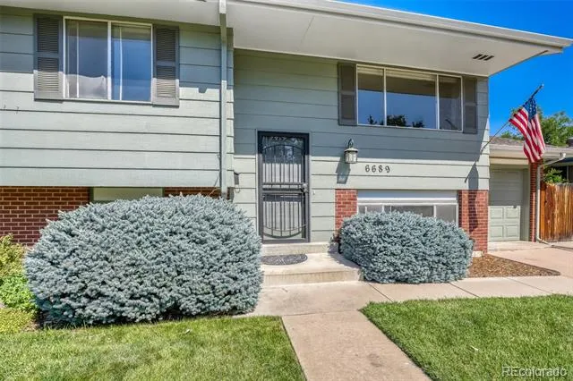 6689 S Delaware Street Littleton, CO 80120