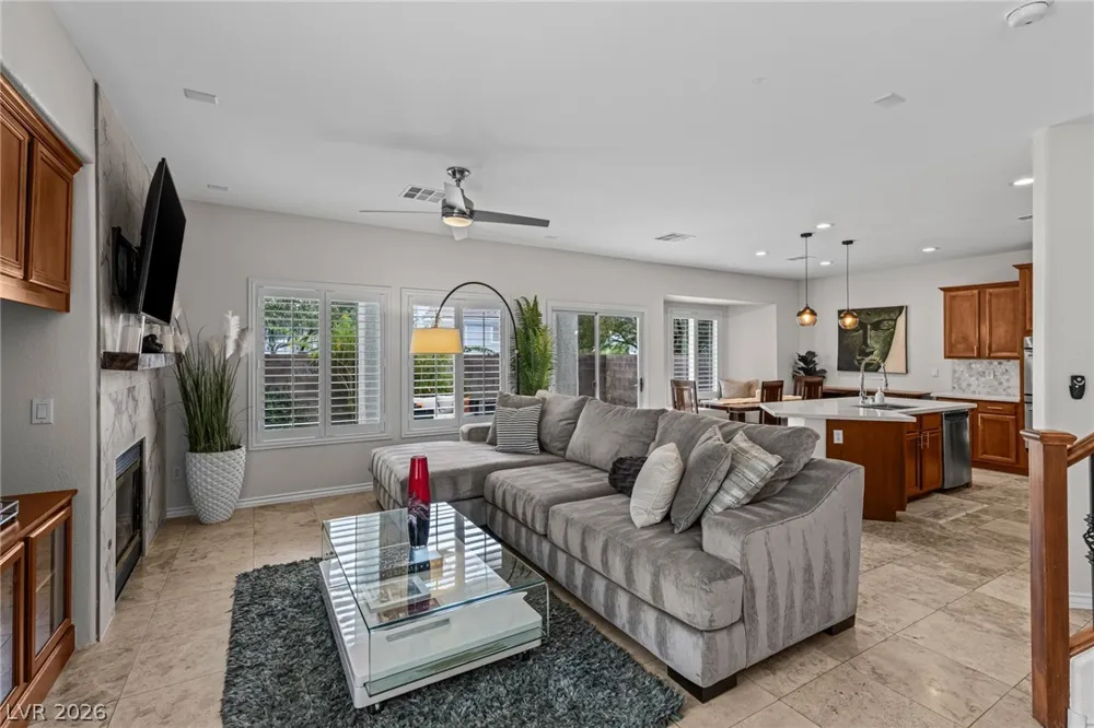 275 Spectacular Street Henderson, NV 89052