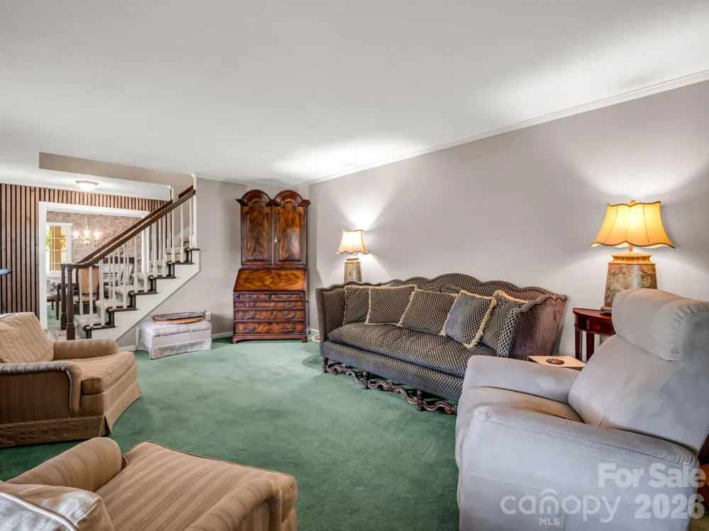 213 Raintree Drive Hendersonville, NC 28791