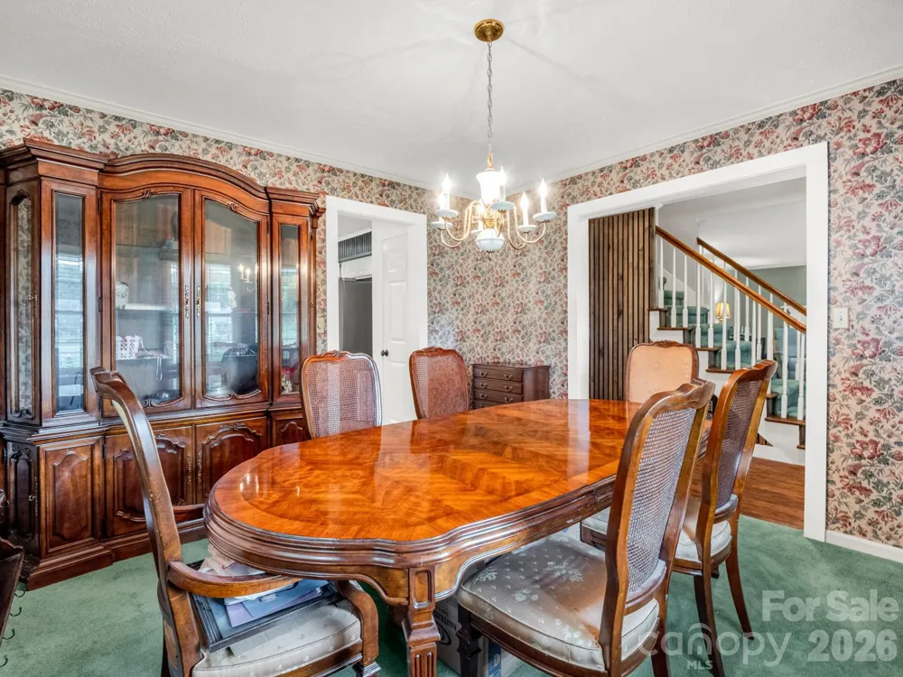213 Raintree Drive Hendersonville, NC 28791
