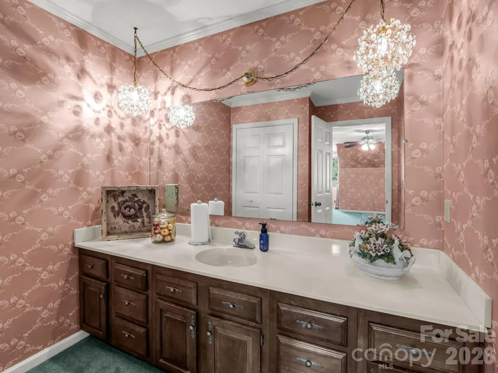 213 Raintree Drive Hendersonville, NC 28791