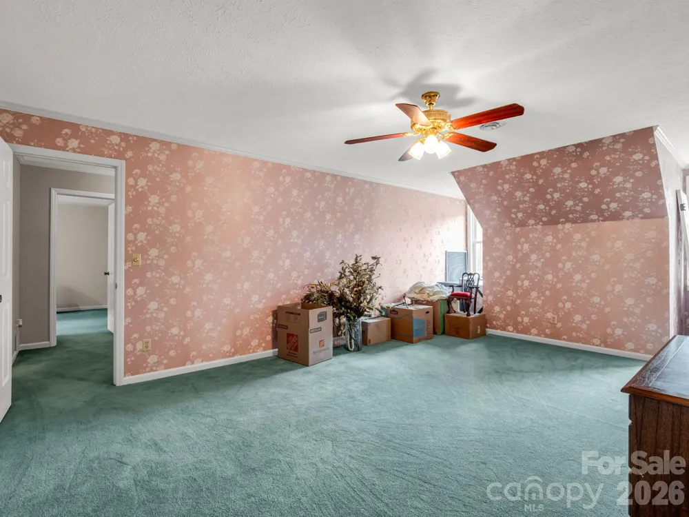 213 Raintree Drive Hendersonville, NC 28791