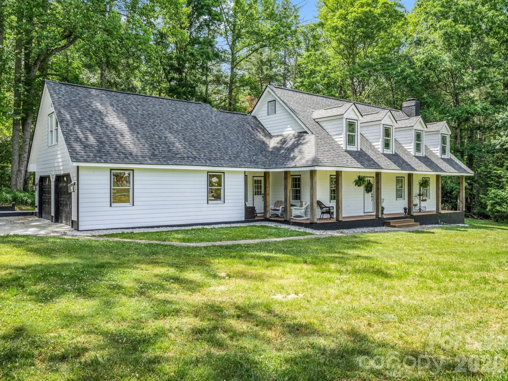 213 Raintree Drive Hendersonville, NC 28791