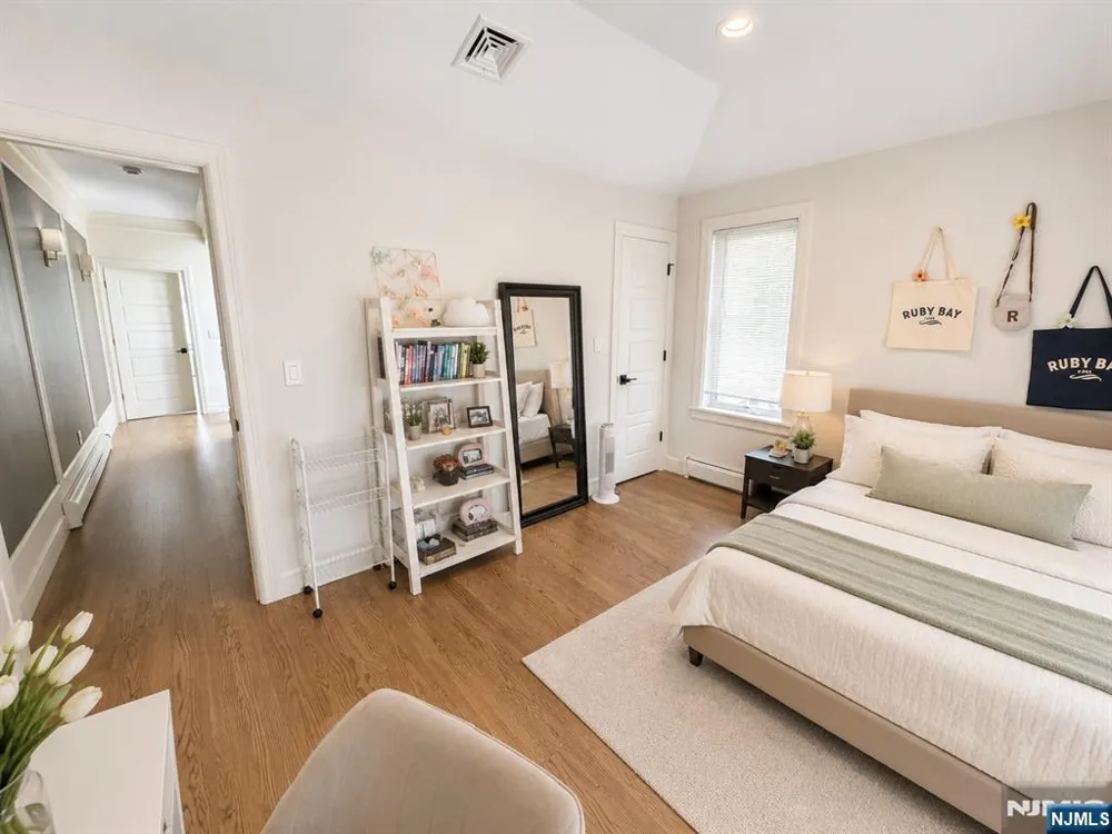45 Columbus Drive Tenafly, NJ 07670