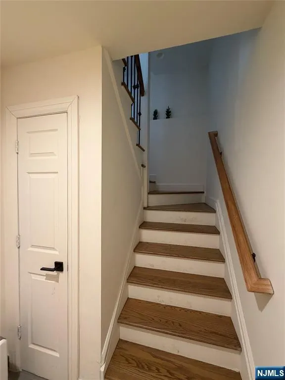 45 Columbus Drive Tenafly, NJ 07670