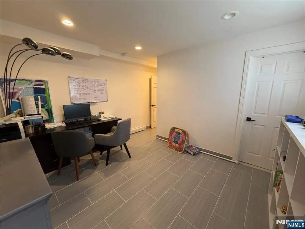 45 Columbus Drive Tenafly, NJ 07670