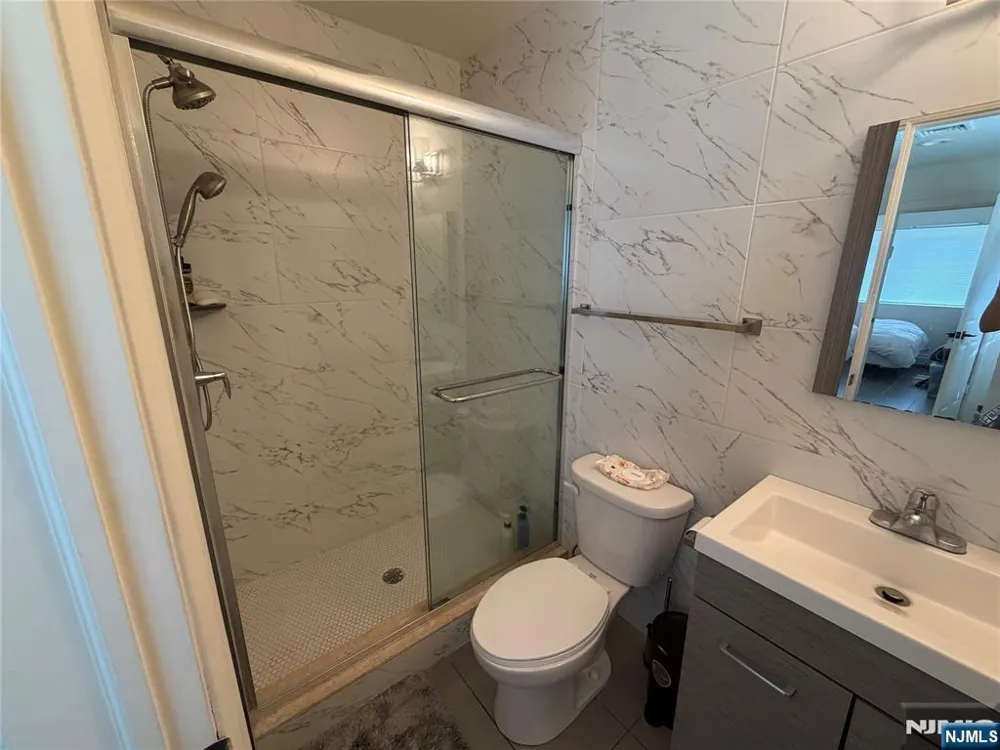 45 Columbus Drive Tenafly, NJ 07670