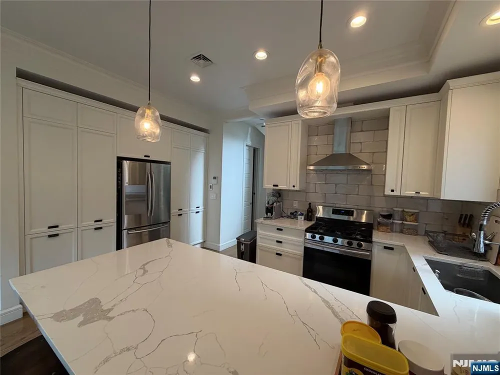 45 Columbus Drive Tenafly, NJ 07670