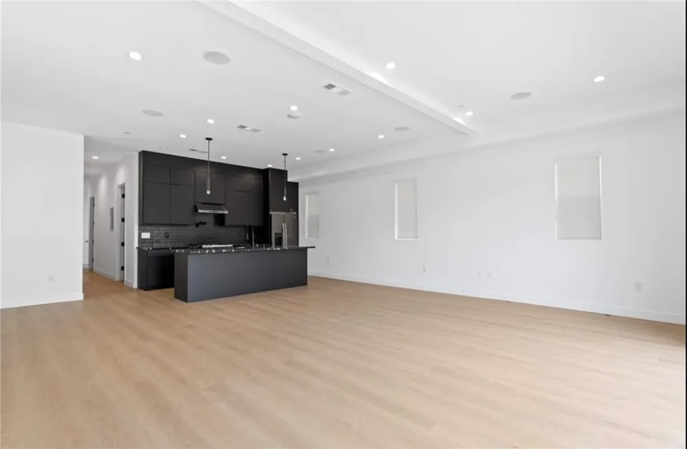 1807 Beloit Avenue #1 Los Angeles, CA 90025