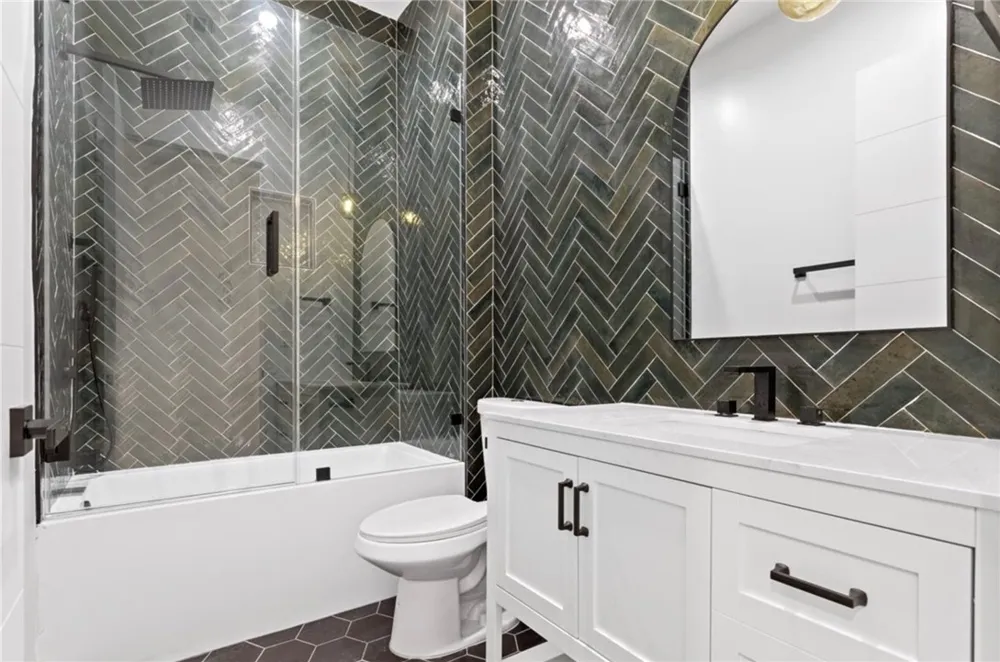 1807 Beloit Avenue #1 Los Angeles, CA 90025