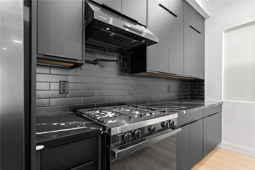 1807 Beloit Avenue #1 Los Angeles, CA 90025