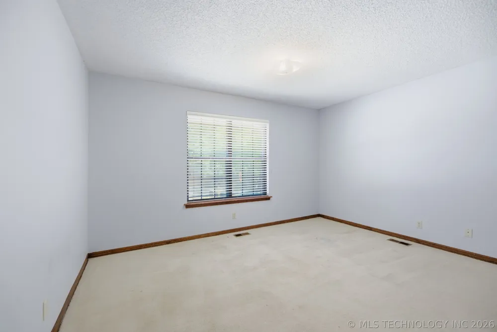 6700 S 5th Avenue Broken Arrow, OK 74011