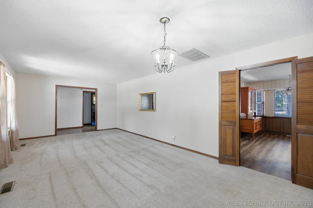 6700 S 5th Avenue Broken Arrow, OK 74011
