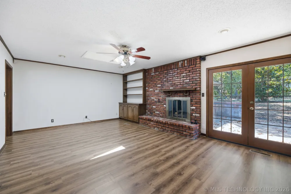 6700 S 5th Avenue Broken Arrow, OK 74011