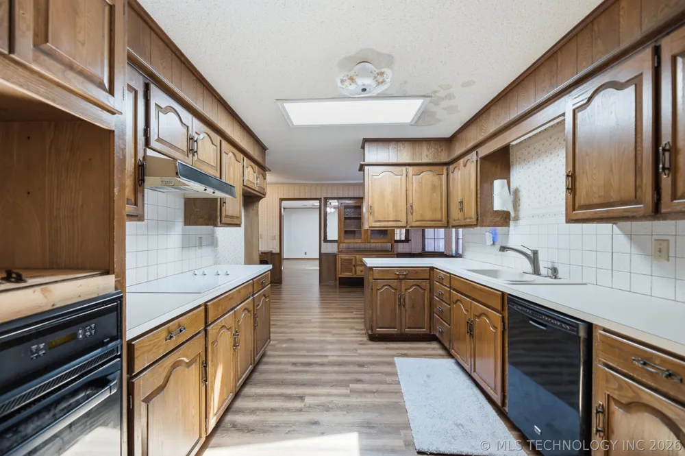 6700 S 5th Avenue Broken Arrow, OK 74011
