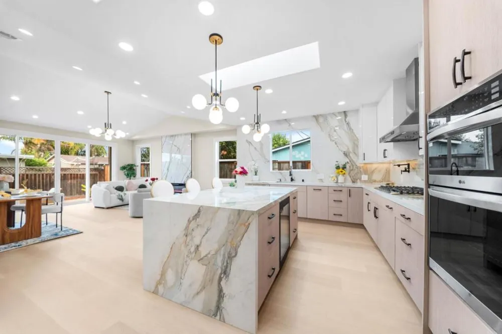2477 Amethyst Drive Santa Clara, CA 95051