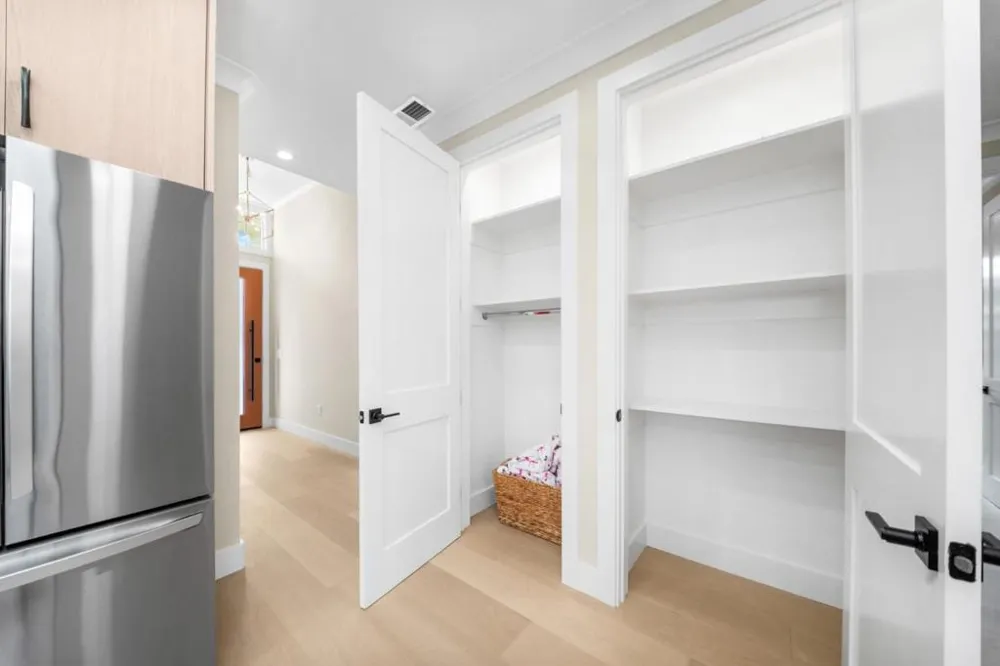 2477 Amethyst Drive Santa Clara, CA 95051