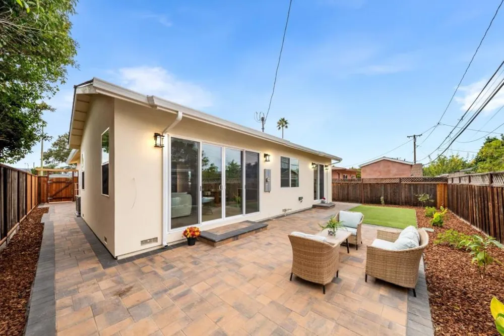 2477 Amethyst Drive Santa Clara, CA 95051
