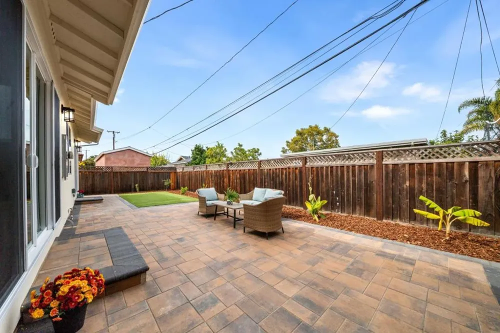 2477 Amethyst Drive Santa Clara, CA 95051