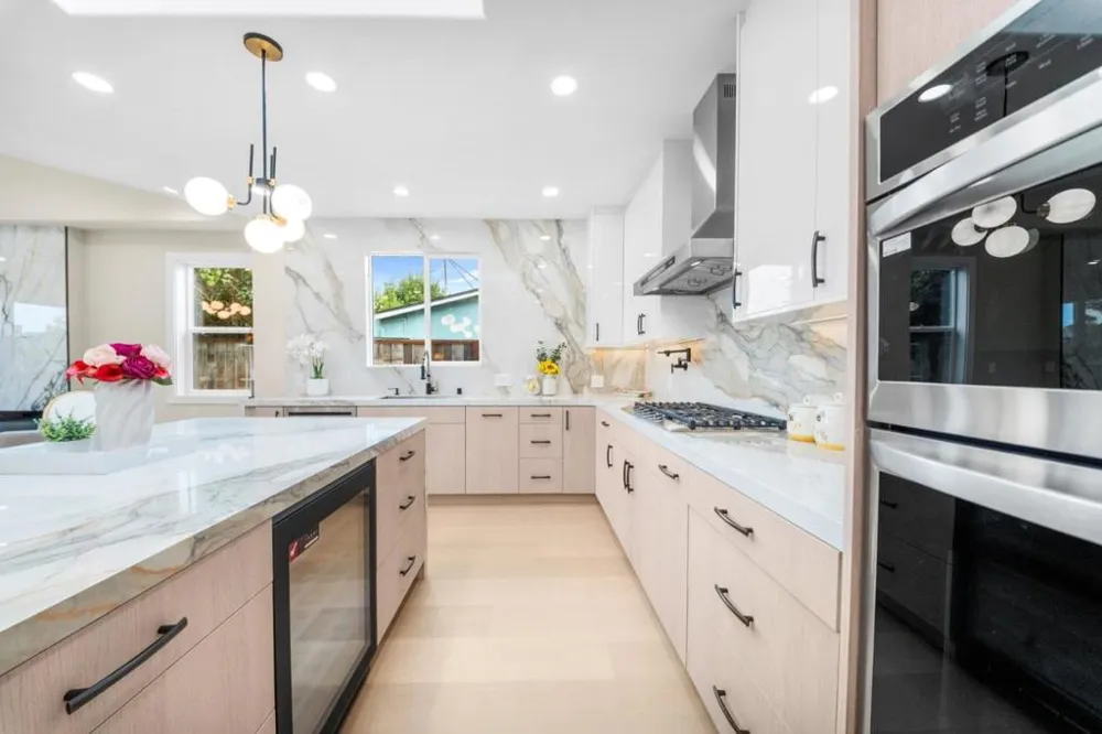 2477 Amethyst Drive Santa Clara, CA 95051