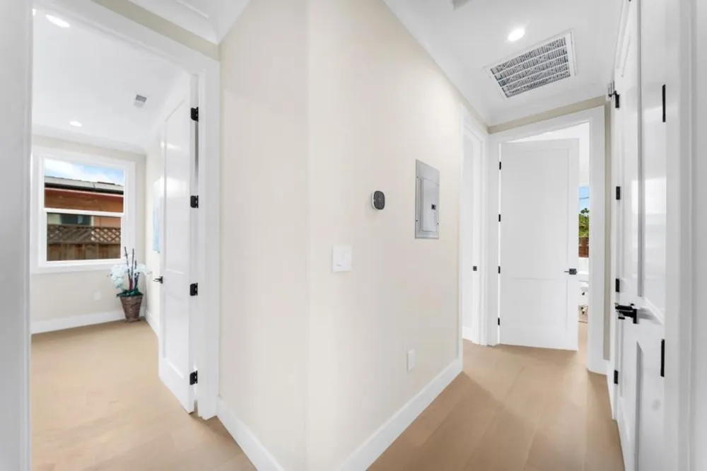 2477 Amethyst Drive Santa Clara, CA 95051