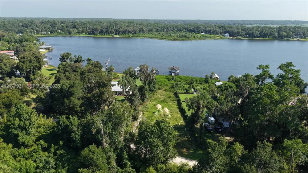 201 FLORADANDY RD Other City - In The State Of Florida, FL 32640