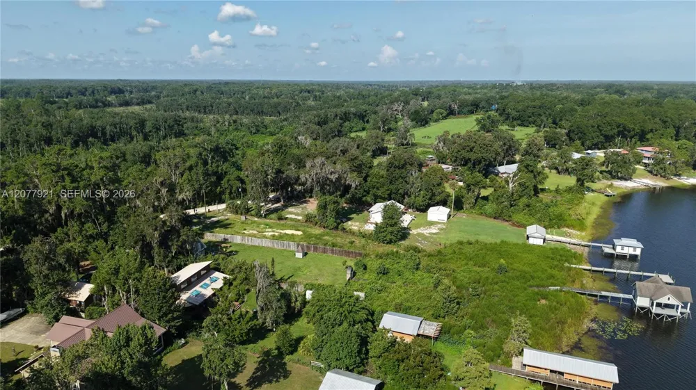 201 FLORADANDY RD Other City - In The State Of Florida, FL 32640