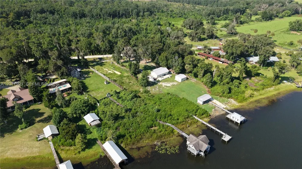 201 FLORADANDY RD Other City - In The State Of Florida, FL 32640