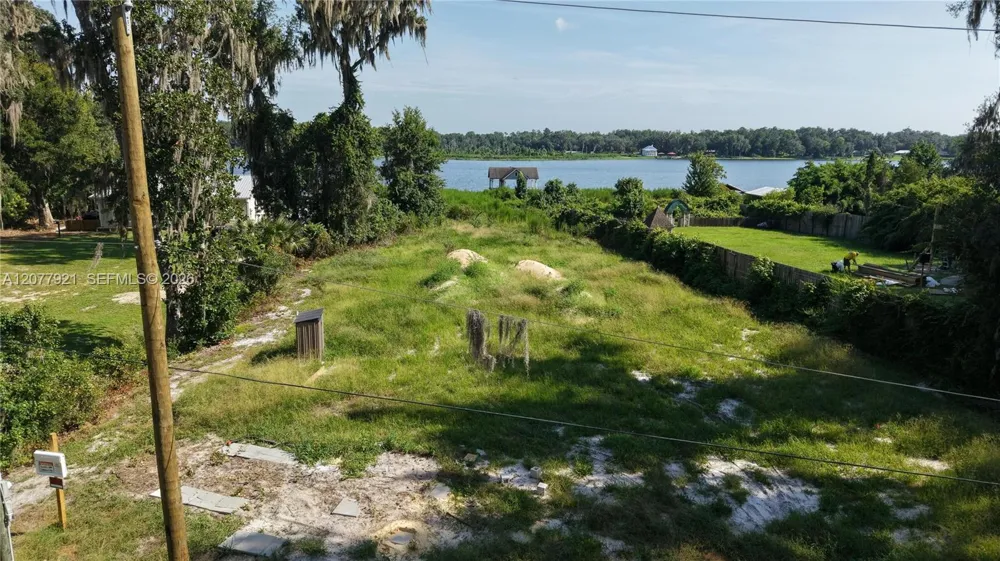 201 FLORADANDY RD Other City - In The State Of Florida, FL 32640