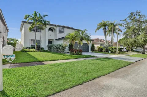 1933 SW 180th Ter