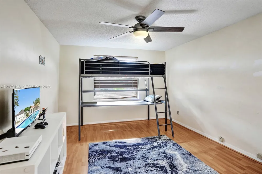 1933 SW 180th Ter Miramar, FL 33029