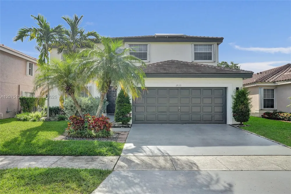 1933 SW 180th Ter Miramar, FL 33029