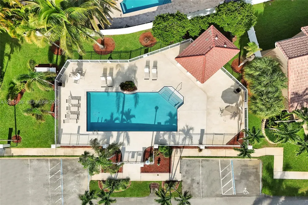 1933 SW 180th Ter Miramar, FL 33029