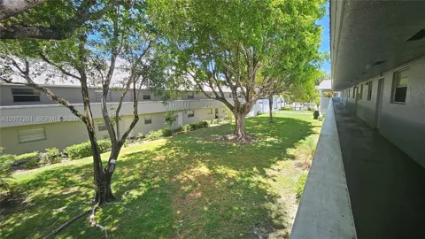 17255 SW 95th Ave #211
