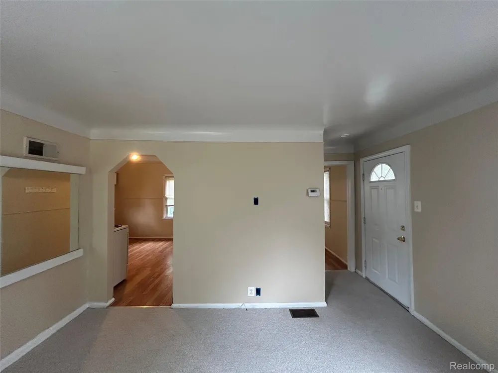 6160 McGuire Street Taylor City, MI 48180