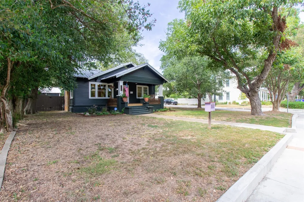 902 W Hopkins Street San Marcos, TX 78666