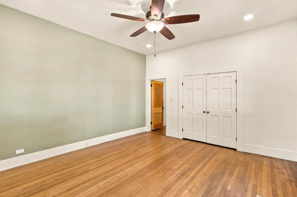 902 W Hopkins Street San Marcos, TX 78666
