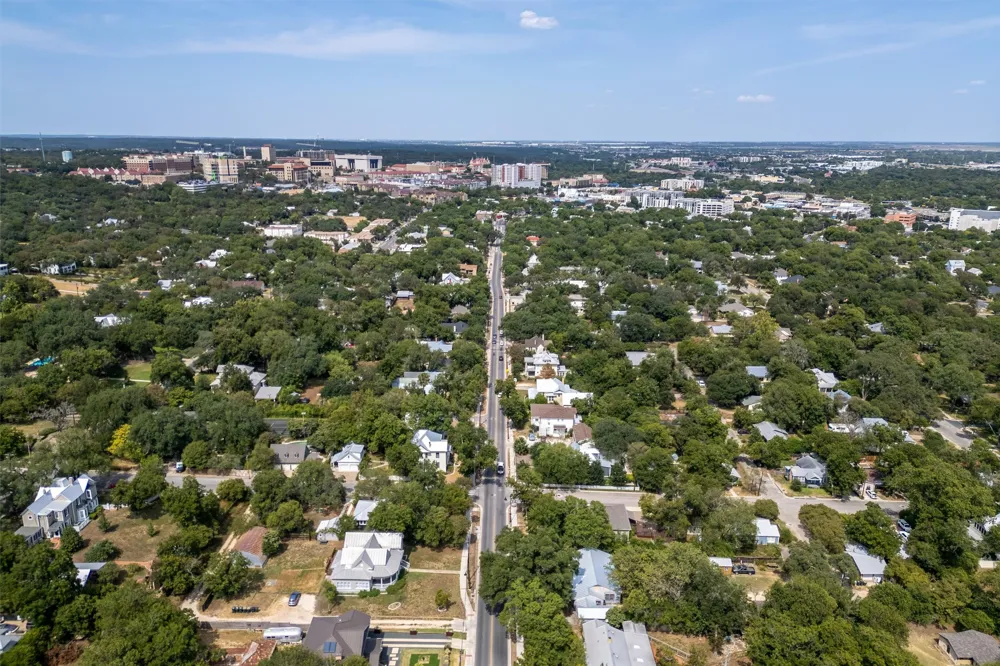 902 W Hopkins Street San Marcos, TX 78666