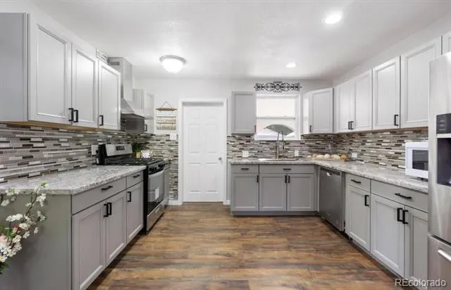 521 Osceola Street Denver, CO 80204