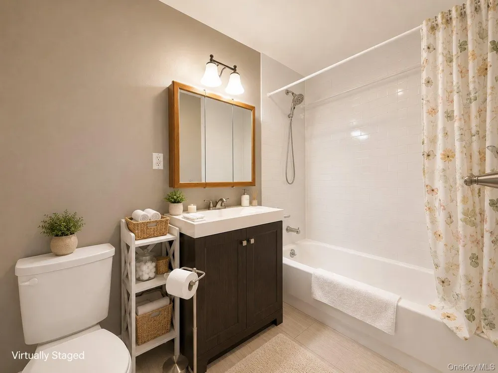 135-46 Grand Central Parkway #4C Briarwood, NY 11435
