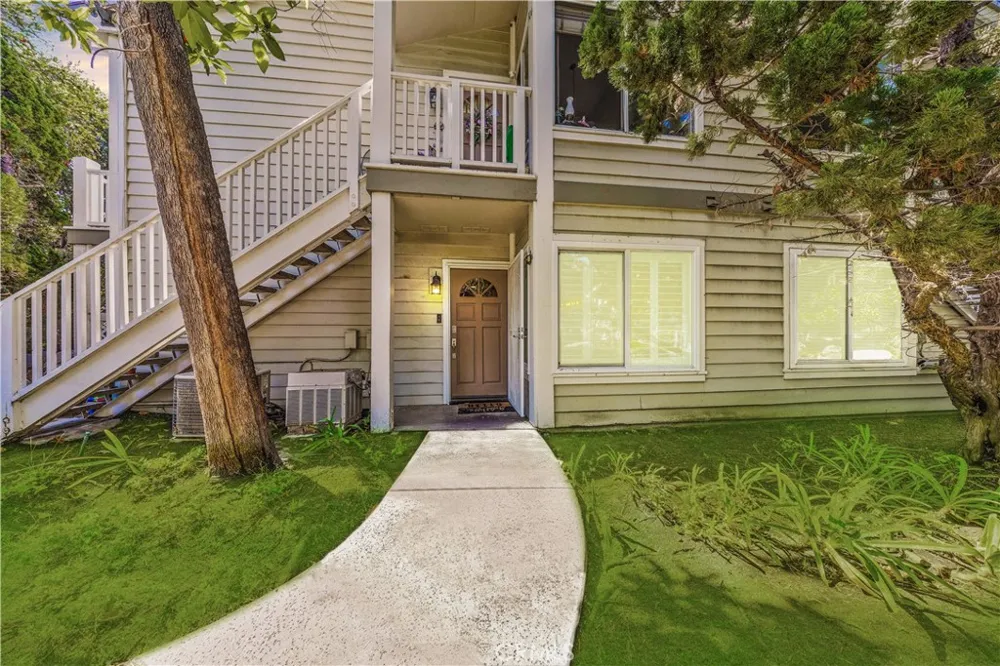 22232 S Vermont Avenue #104D Torrance, CA 90502