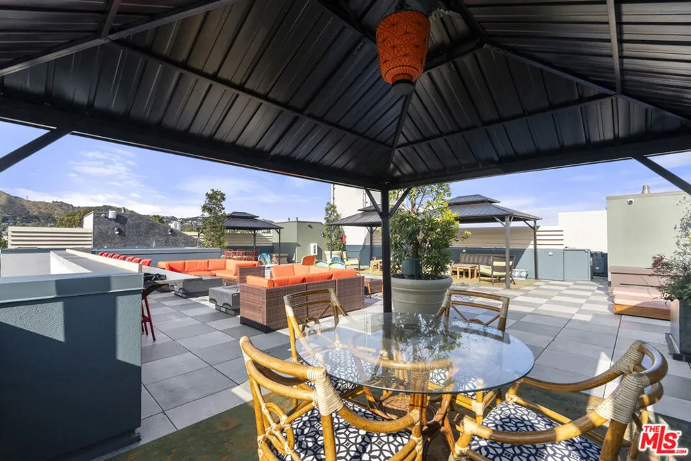 7428 Santa Monica Boulevard #204 West Hollywood, CA 90046