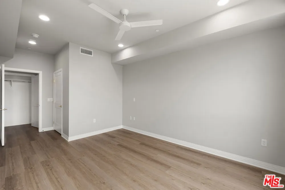 7428 Santa Monica Boulevard #204 West Hollywood, CA 90046