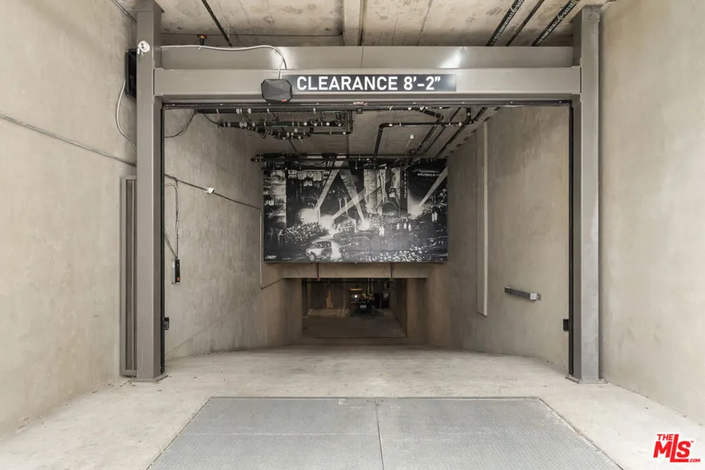 7428 Santa Monica Boulevard #204 West Hollywood, CA 90046