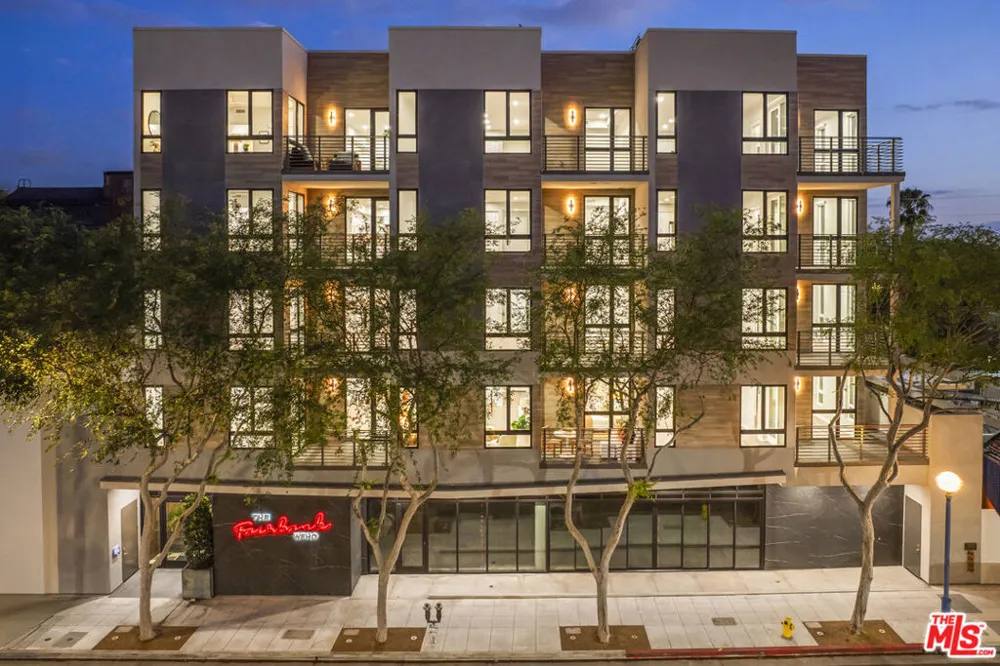 7428 Santa Monica Boulevard #204 West Hollywood, CA 90046