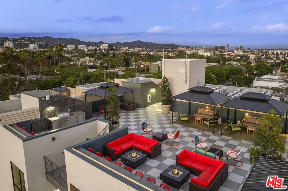 7428 Santa Monica Boulevard #204 West Hollywood, CA 90046