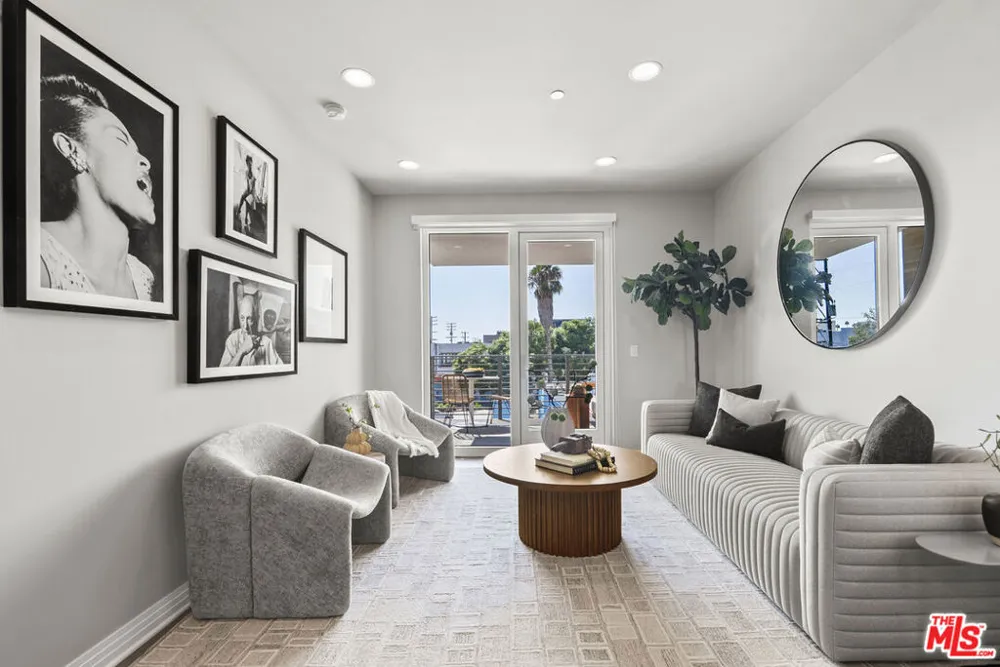 7428 Santa Monica Boulevard #204 West Hollywood, CA 90046