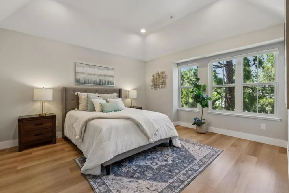 1121 Outrigger Lane Foster City, CA 94404