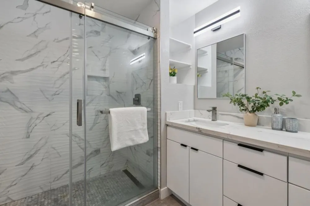 1121 Outrigger Lane Foster City, CA 94404