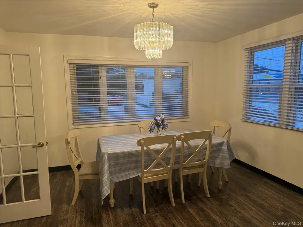 24 Washington Avenue Amityville, NY 11701